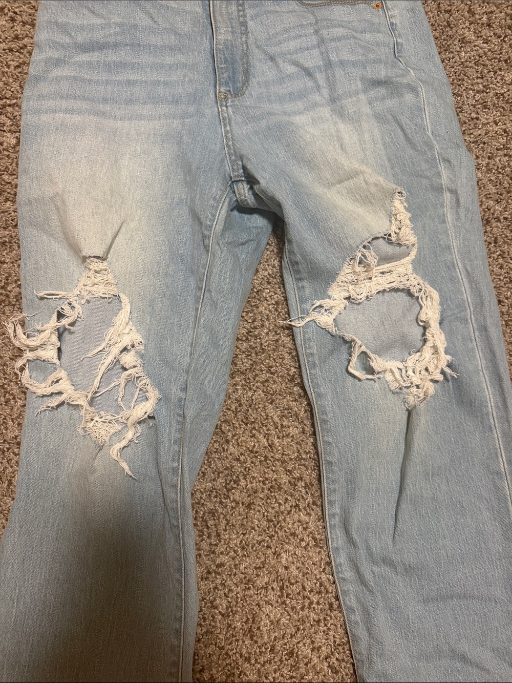 Universal Thread Light Blue Ripped Boyfriend Jeans - Picture 3 of 4